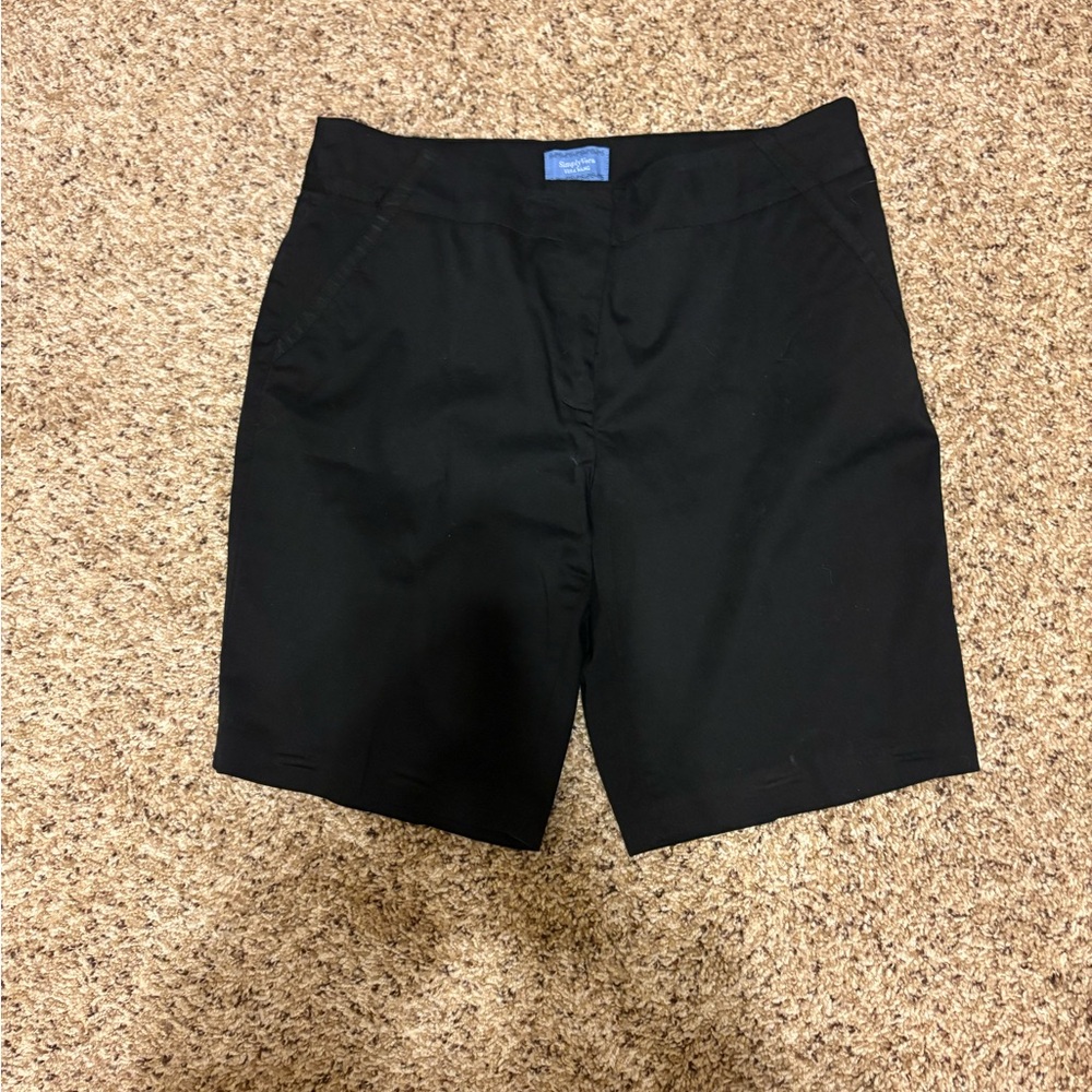 Simply Vera Vera Wang Dark Navy Bermuda Shorts ❤️